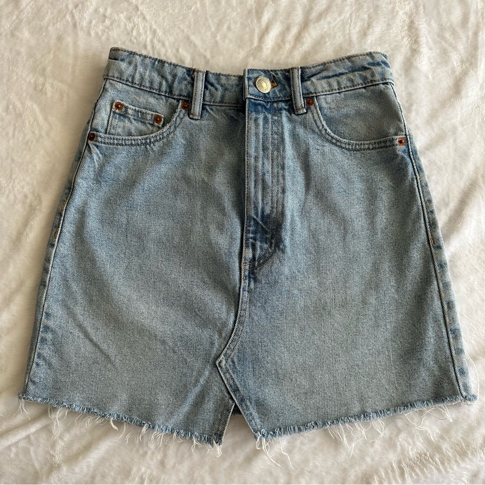 Zara Light Wash Denim Skirt